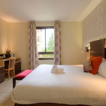 Au Grand Hotel De Sarlat - Pavillon De Selves ภายนอก รูปภาพ