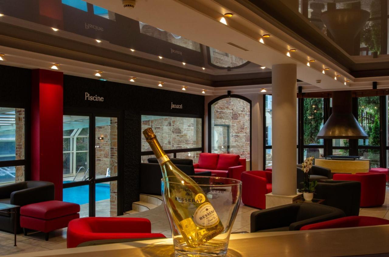 Au Grand Hotel De Sarlat - Pavillon De Selves ภายนอก รูปภาพ