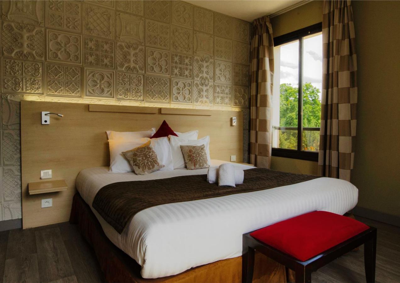 Au Grand Hotel De Sarlat - Pavillon De Selves ภายนอก รูปภาพ