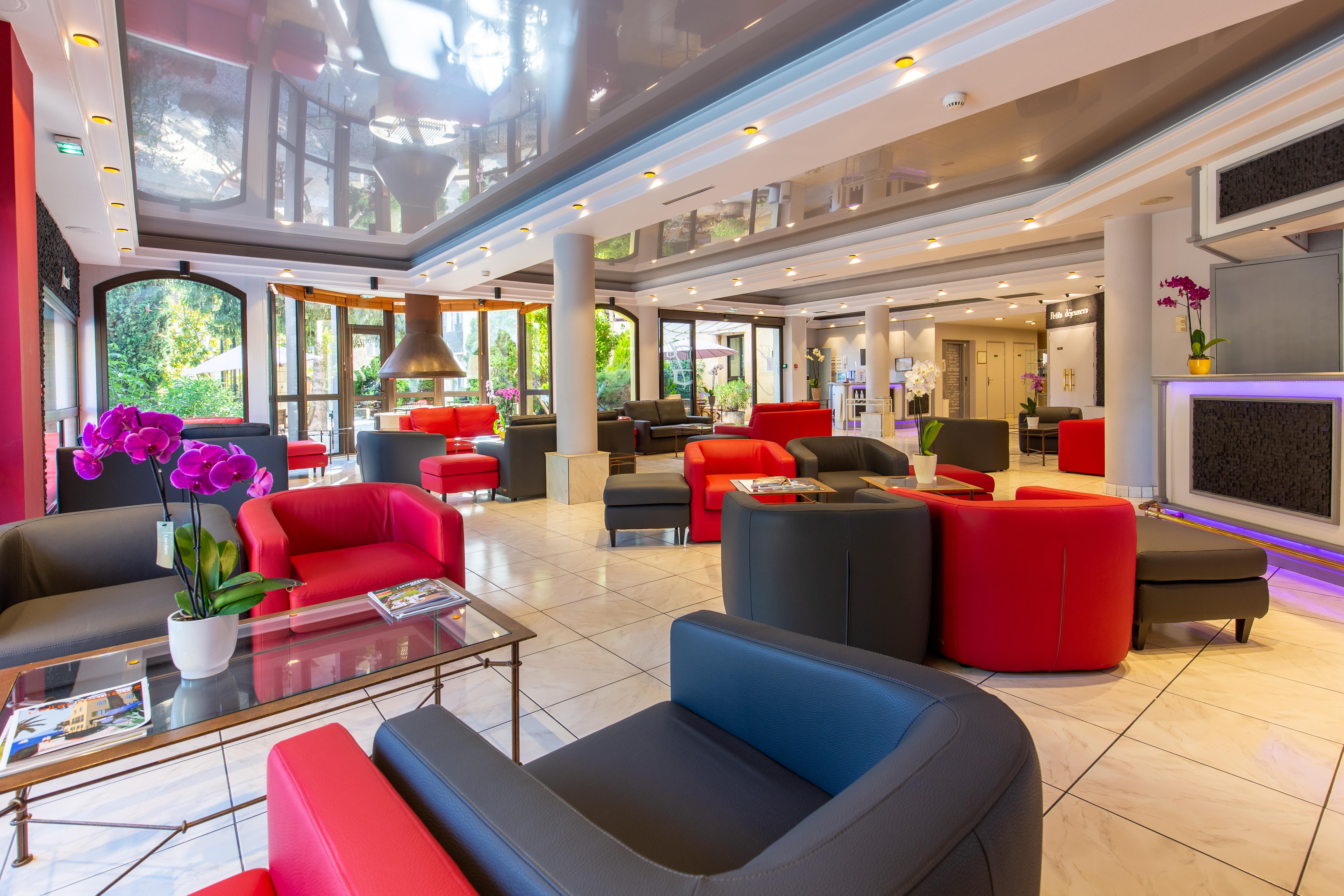 Au Grand Hotel De Sarlat - Pavillon De Selves ภายนอก รูปภาพ