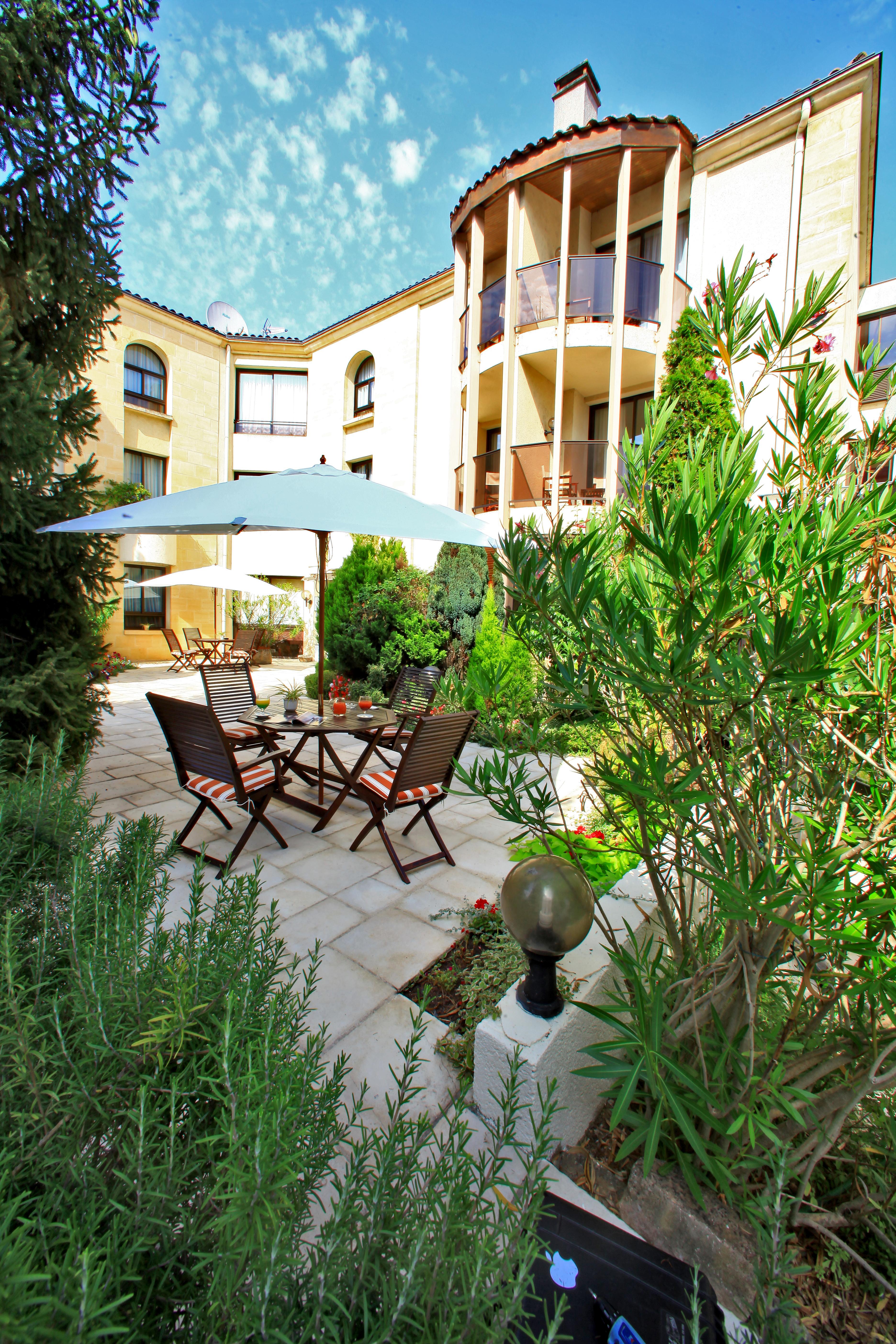 Au Grand Hotel De Sarlat - Pavillon De Selves ภายนอก รูปภาพ
