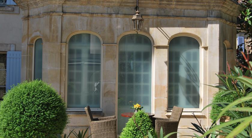 Au Grand Hotel De Sarlat - Pavillon De Selves ภายนอก รูปภาพ