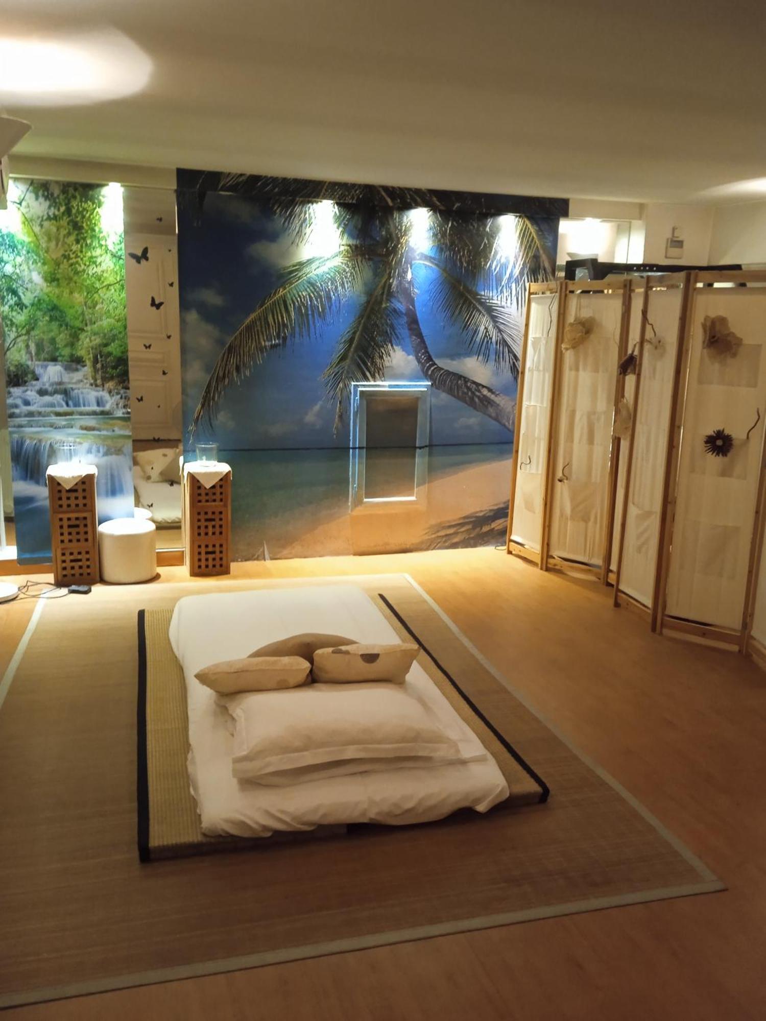 Au Grand Hotel De Sarlat - Pavillon De Selves ภายนอก รูปภาพ